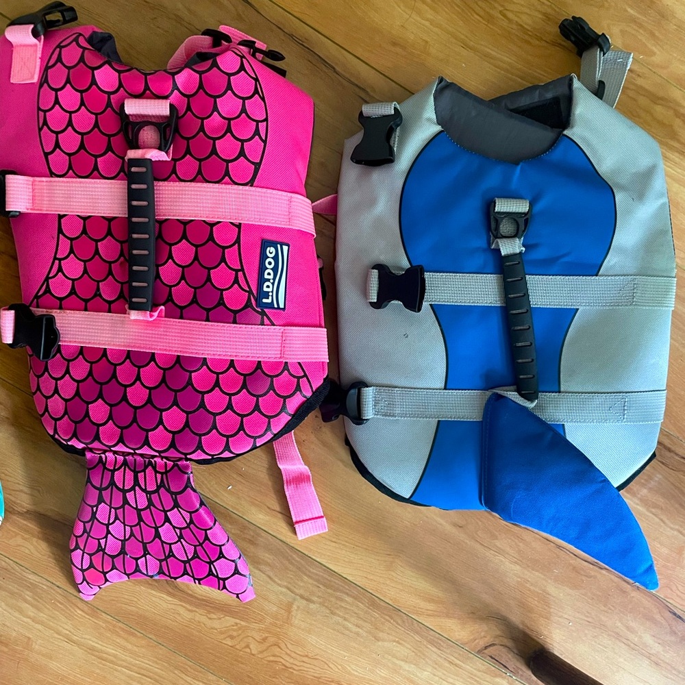 Small dog water life jacket. Used one time. Like new